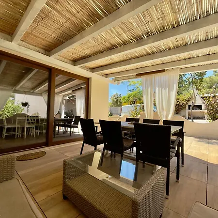 Casa Teresa Feriehus Porto Pino